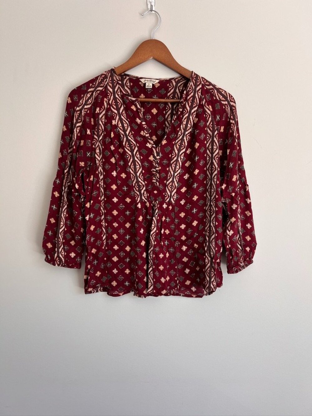 Lucky Brand Burgundy Geometric Boho Peasant Blouse Rayon Size Small